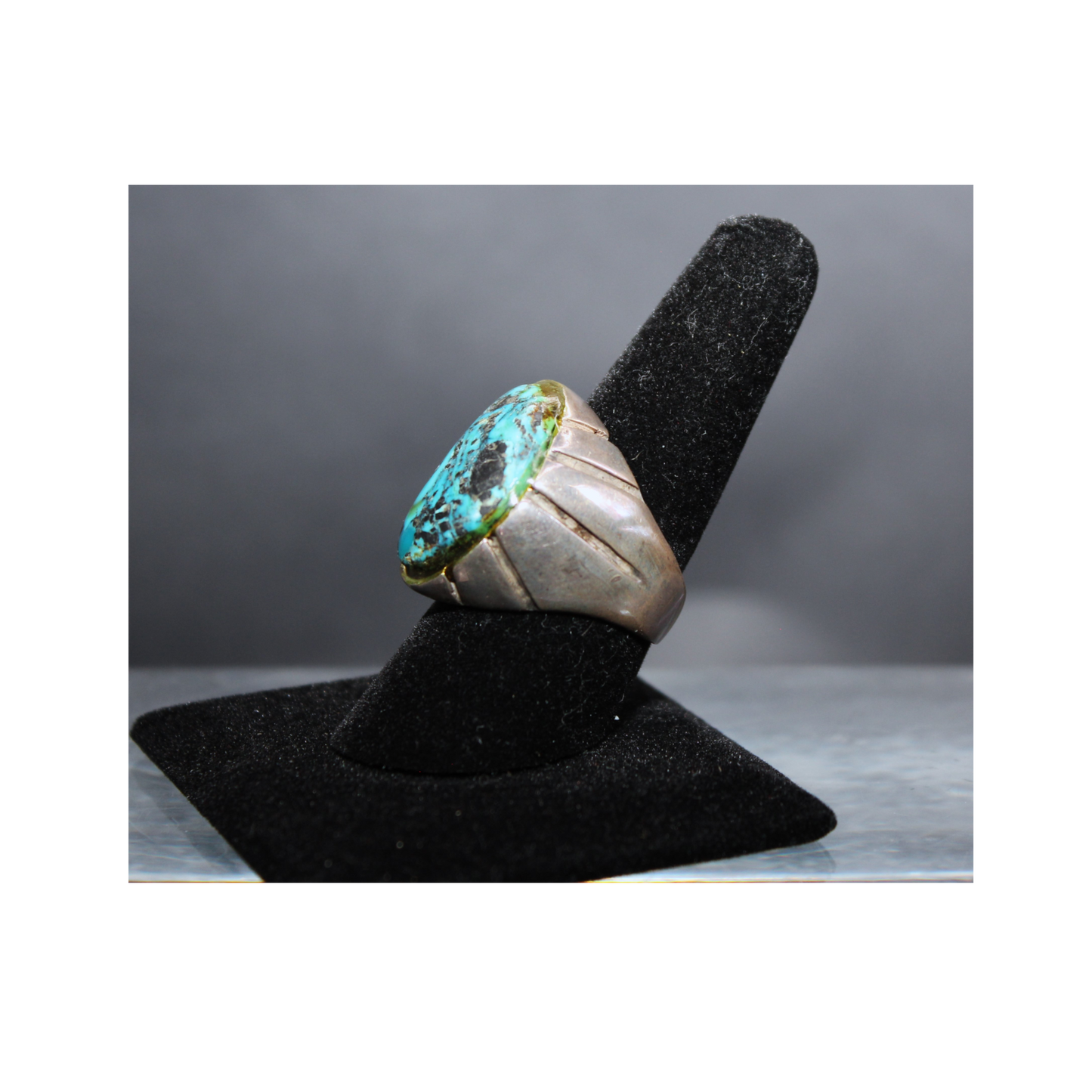Vintage Navajo Ring with Magnificent Turquoise Stone