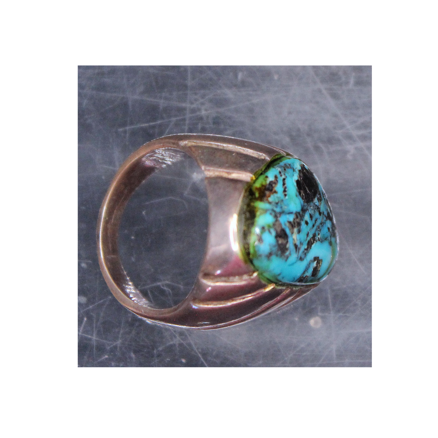 Vintage Navajo Ring with Magnificent Turquoise Stone