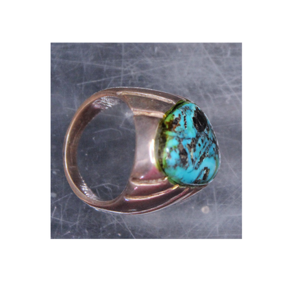 Vintage Navajo Ring with Magnificent Turquoise Stone